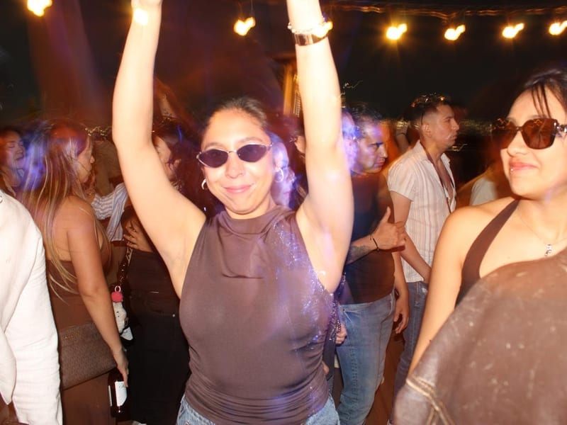Espacio transformado en club